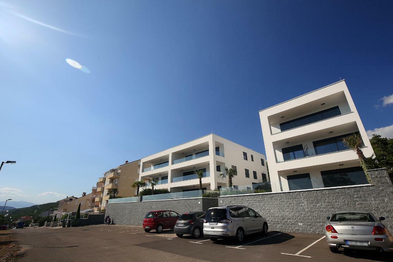 The View Luxury Apartment Dramalj Exterior foto